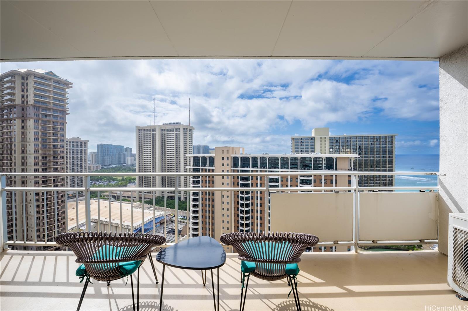 Ilikai Apt Bldg condo # 2542, Honolulu, Hawaii - photo 7 of 10