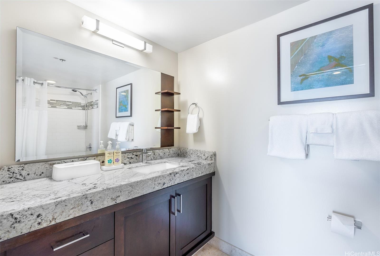 Ilikai Apt Bldg condo # 2543, Honolulu, Hawaii - photo 18 of 23