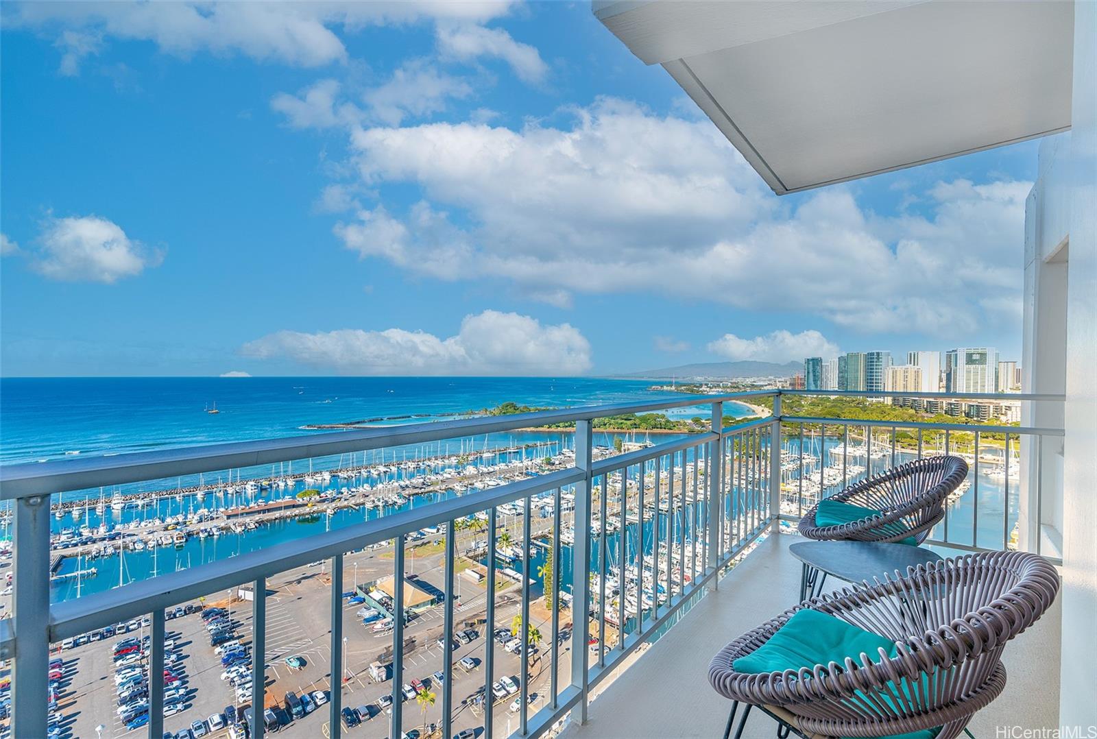 Ilikai Apt Bldg condo # 2543, Honolulu, Hawaii - photo 5 of 23