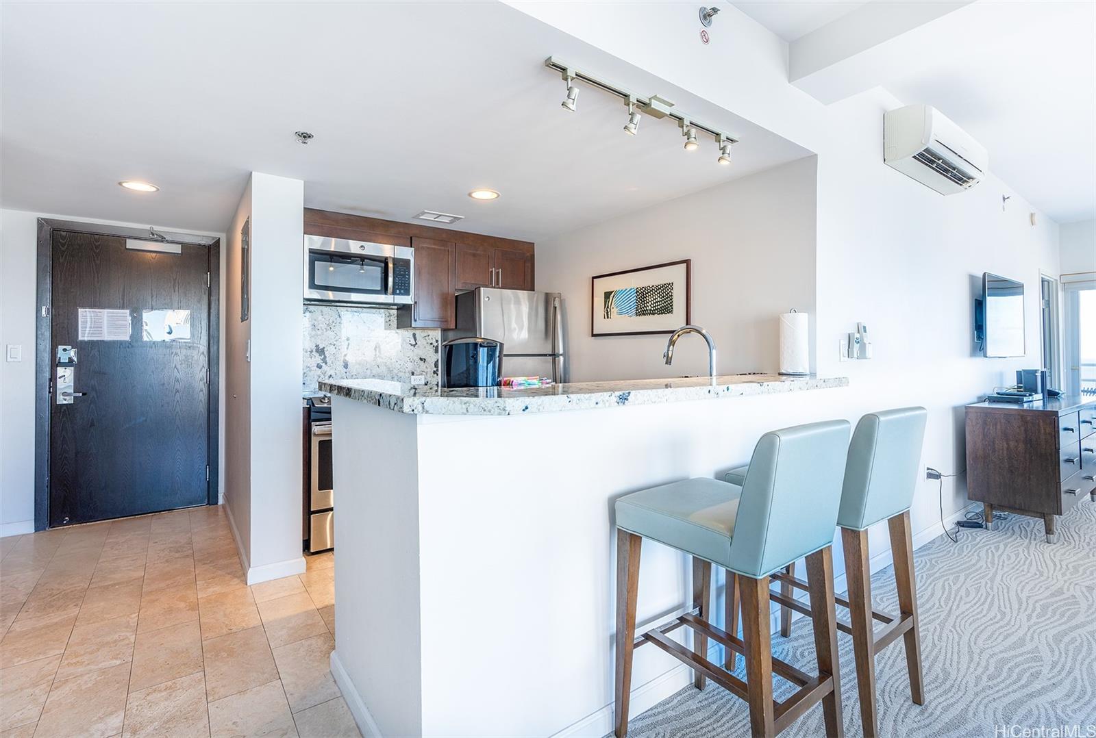 Ilikai Apt Bldg condo # 2543, Honolulu, Hawaii - photo 7 of 23