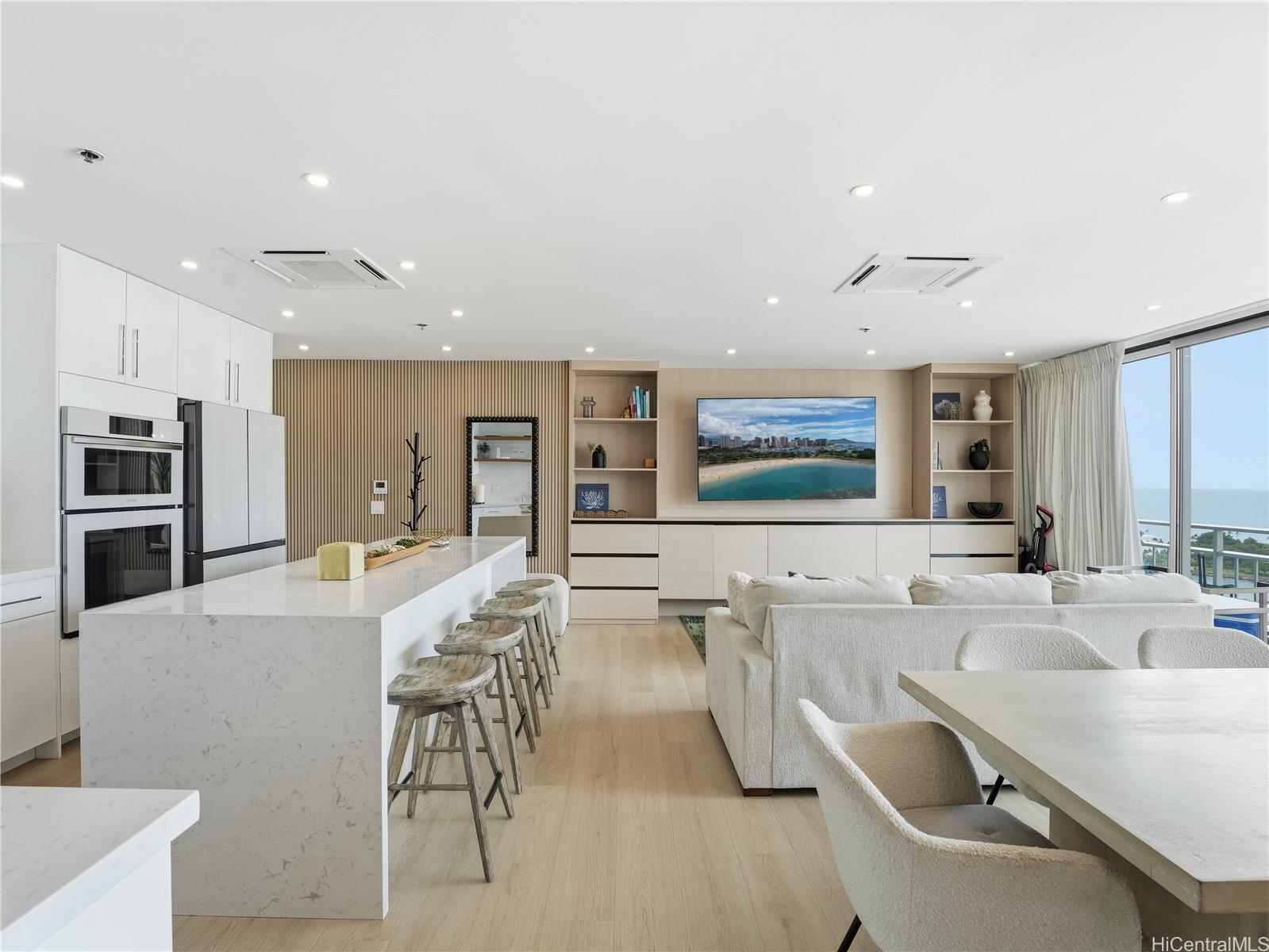 Ilikai Apt Bldg condo # 2608, Honolulu, Hawaii - photo 11 of 25