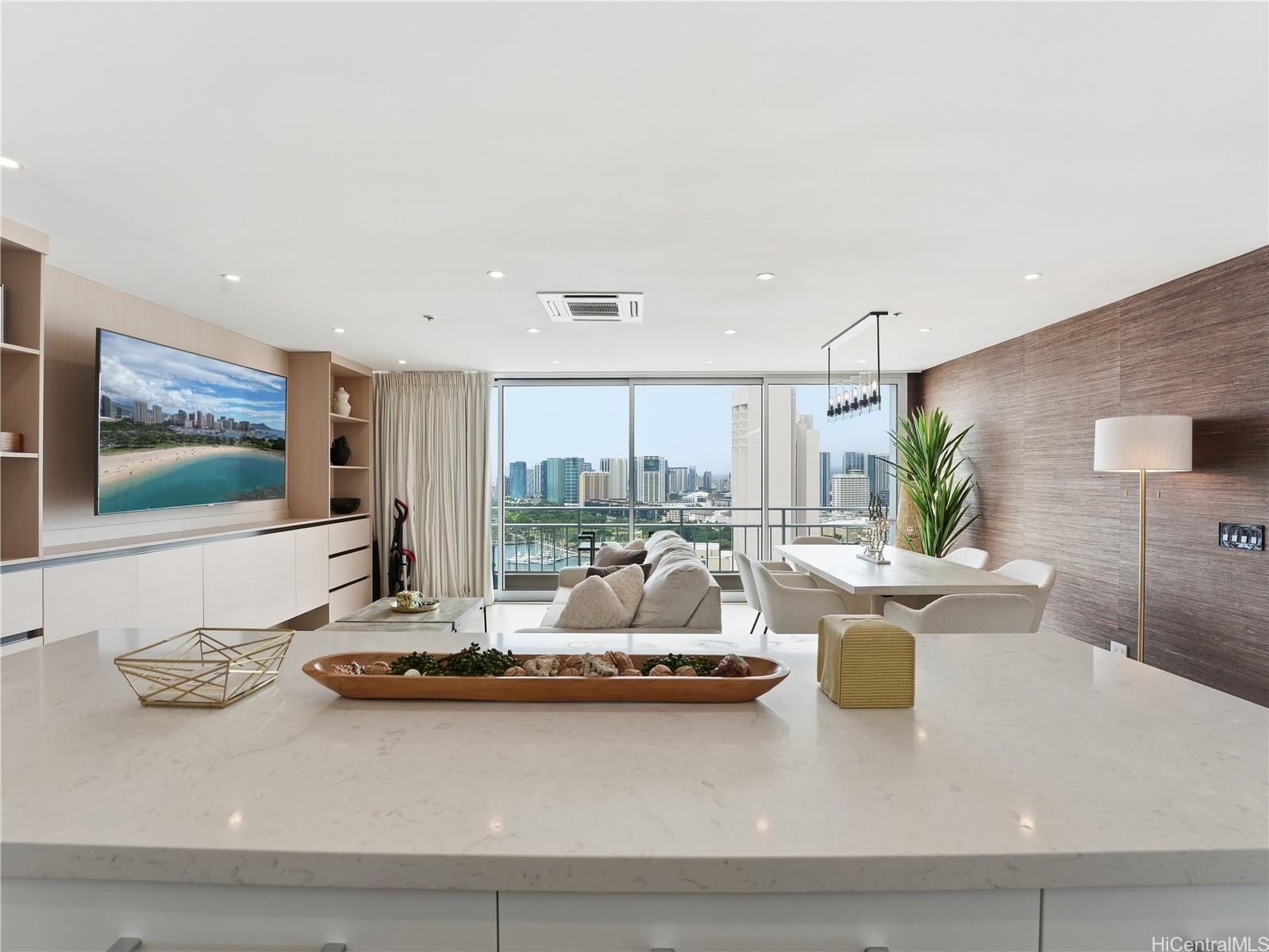 Ilikai Apt Bldg condo # 2608, Honolulu, Hawaii - photo 13 of 25