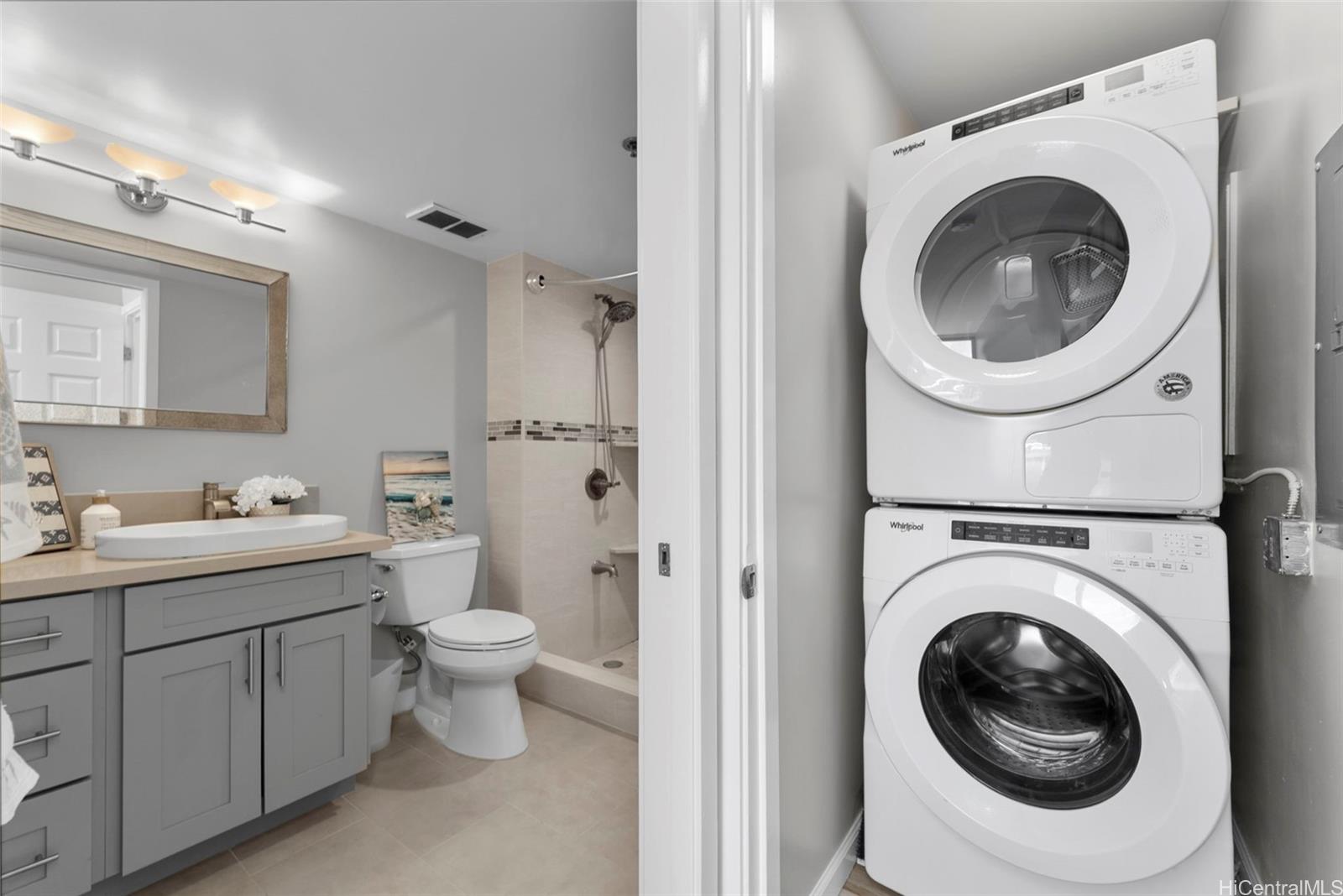 Ilikai Apt Bldg condo # 2611, Honolulu, Hawaii - photo 14 of 19