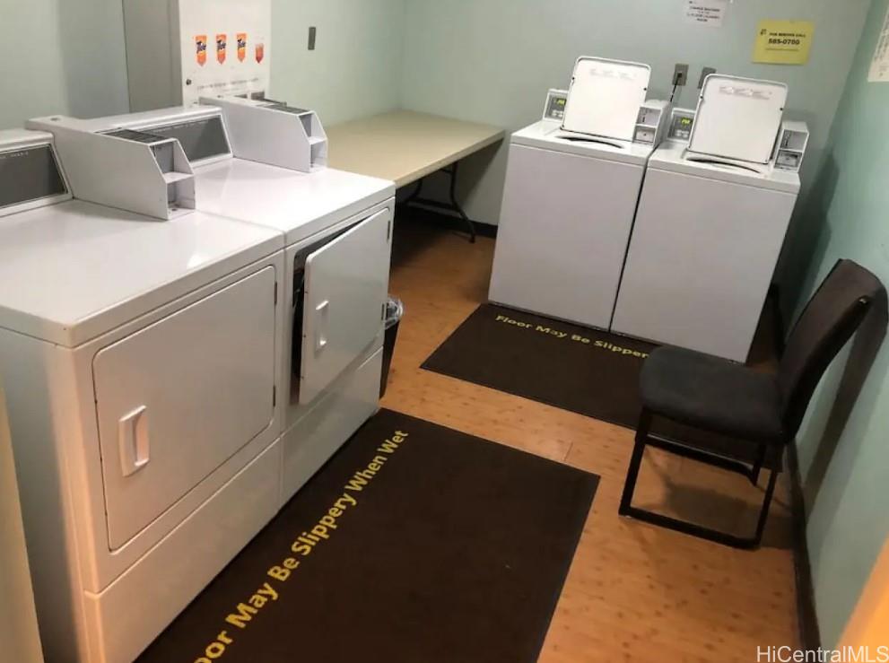 Ilikai Apt Bldg condo # 308, Honolulu, Hawaii - photo 18 of 19