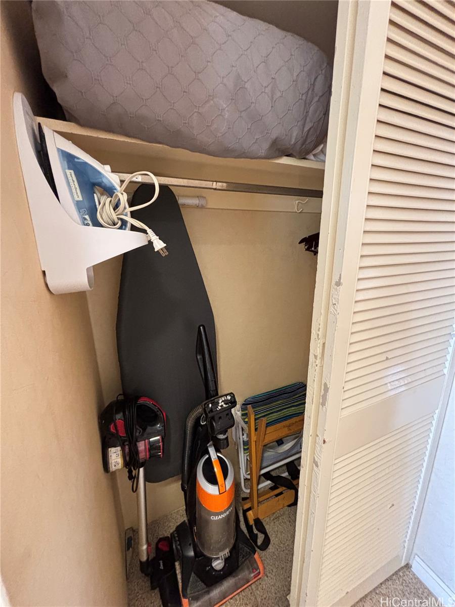 Ilikai Apt Bldg condo # 308, Honolulu, Hawaii - photo 11 of 22