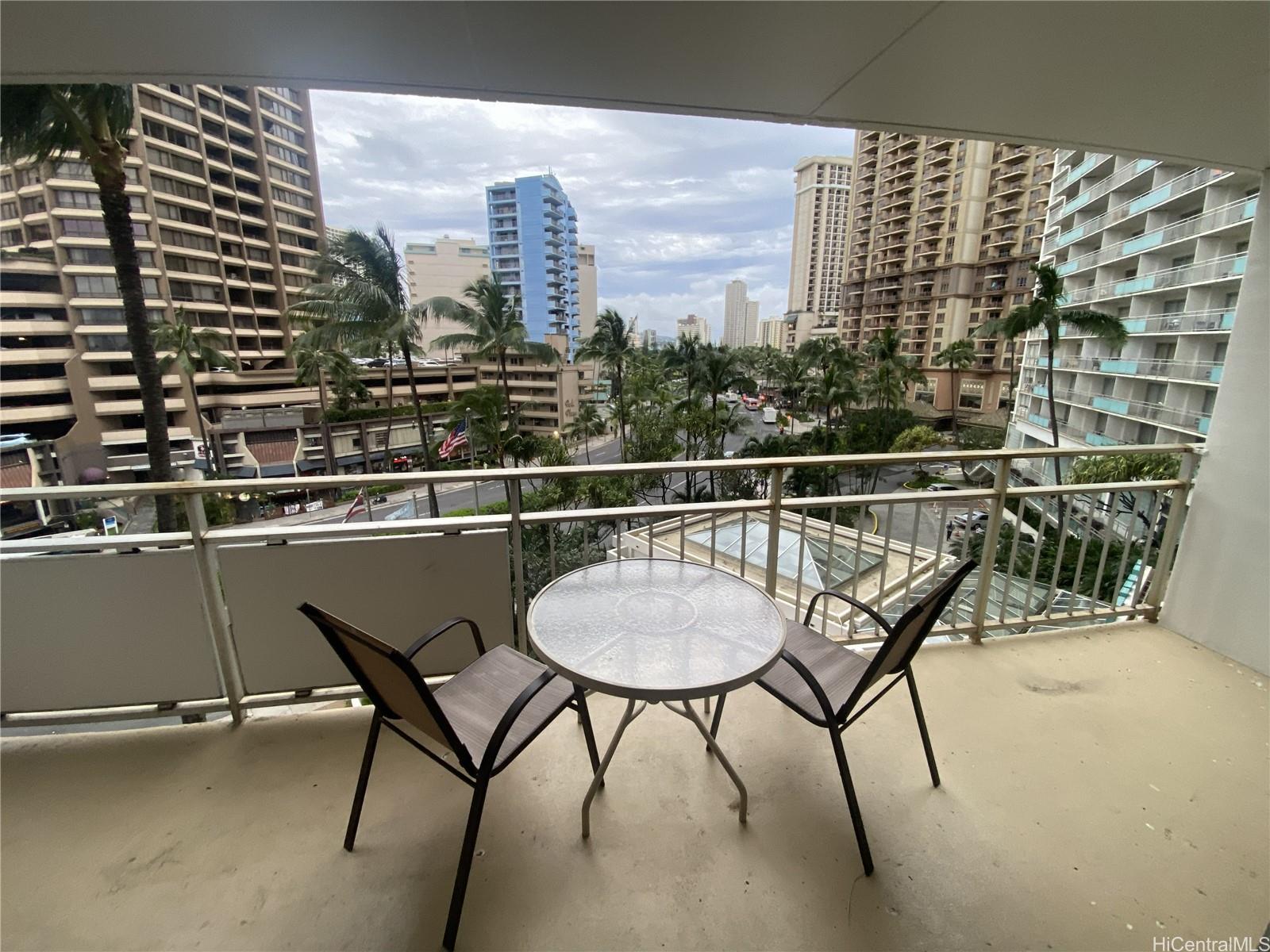 Ilikai Apt Bldg condo # 407, Honolulu, Hawaii - photo 9 of 14