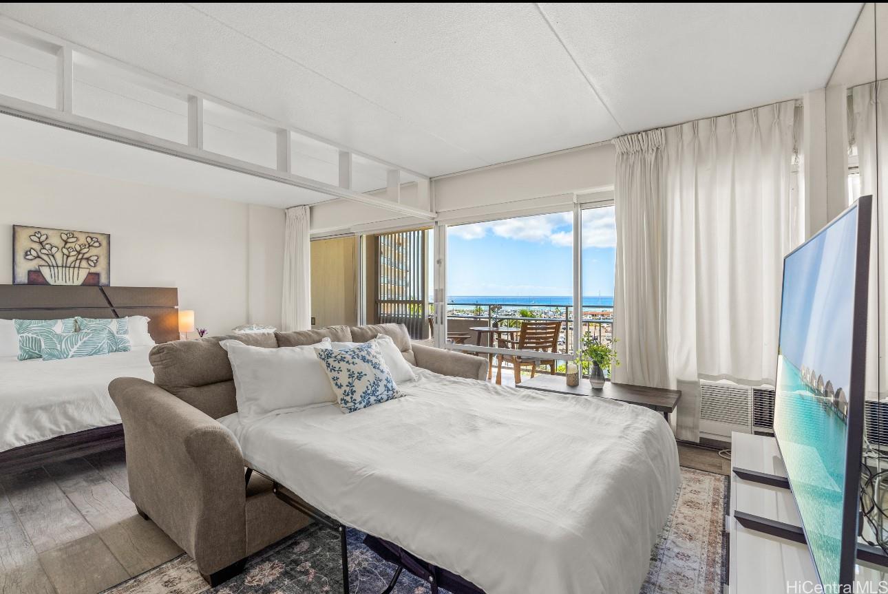 Ilikai Apt Bldg condo # 506, Honolulu, Hawaii - photo 15 of 15