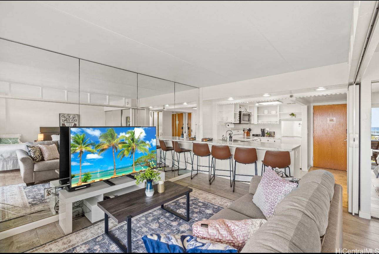 Ilikai Apt Bldg condo # 506, Honolulu, Hawaii - photo 7 of 15