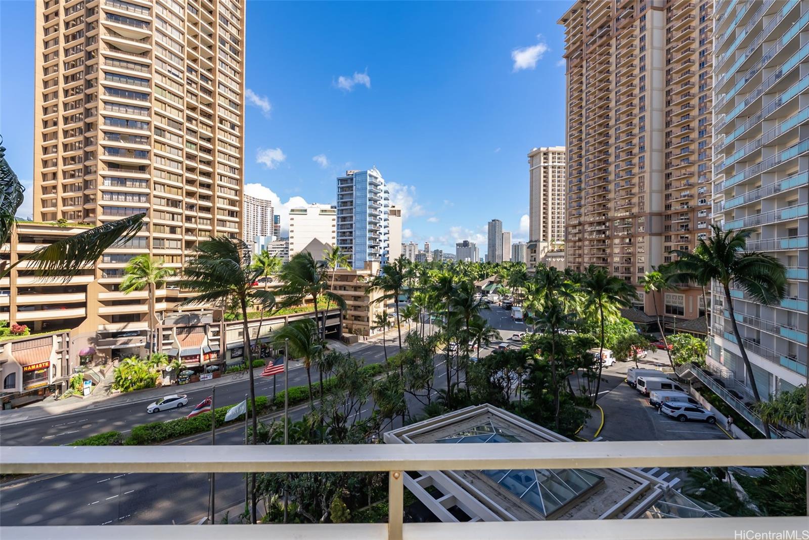 Ilikai Apt Bldg condo # 507, Honolulu, Hawaii - photo 6 of 16