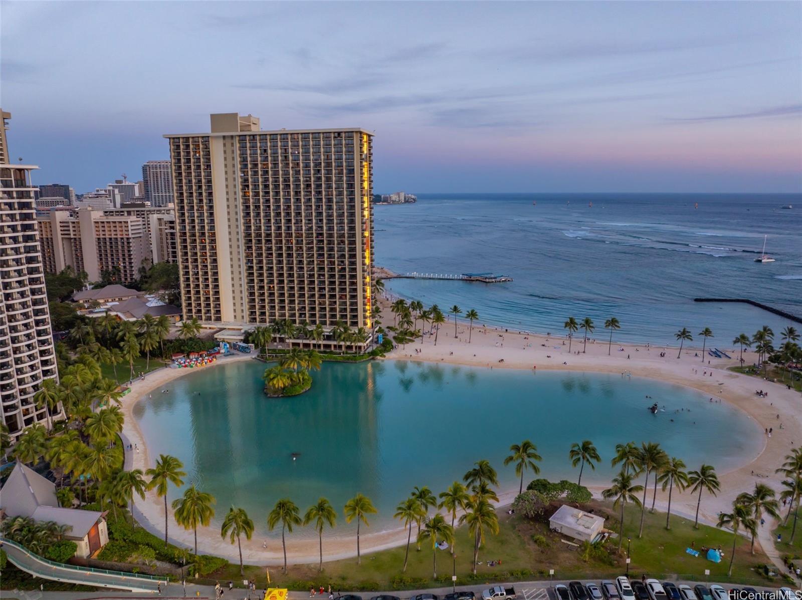 Ilikai Apt Bldg condo # 507, Honolulu, Hawaii - photo 7 of 16