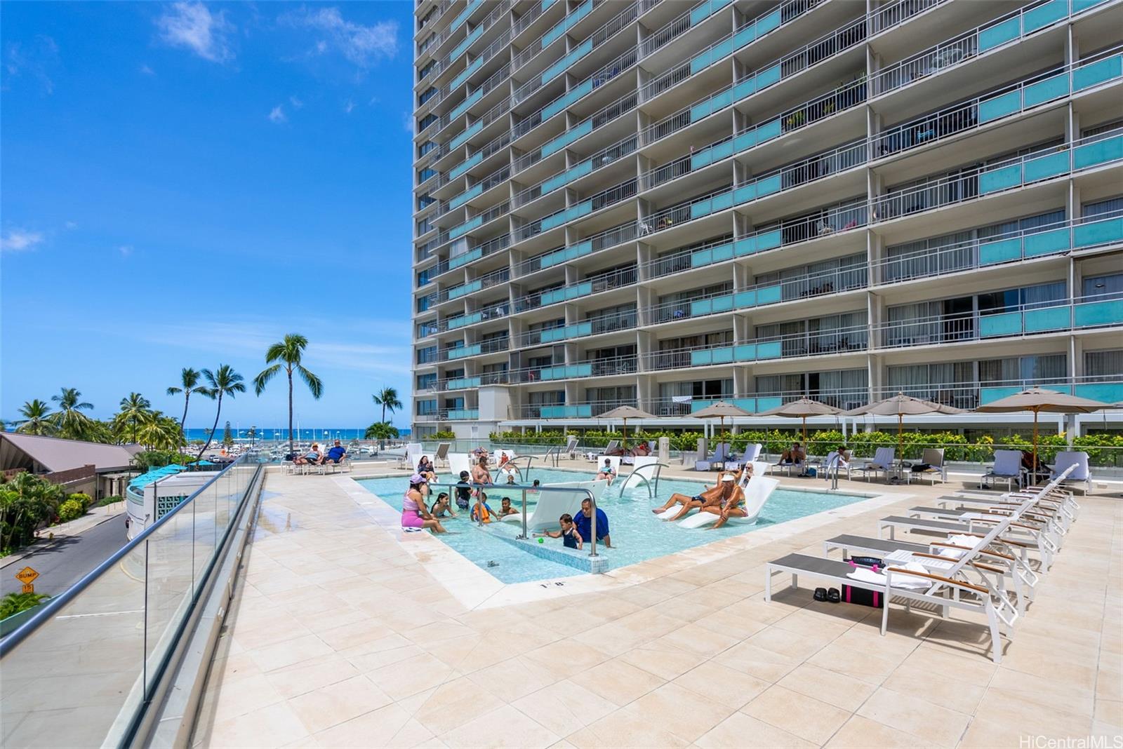 Ilikai Apt Bldg condo # 507, Honolulu, Hawaii - photo 8 of 16