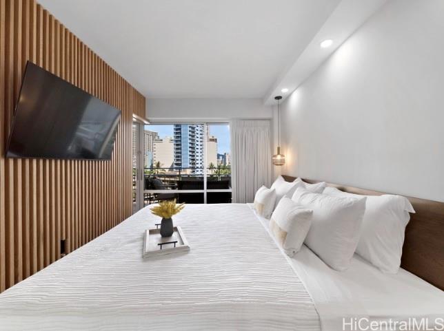 Ilikai Apt Bldg condo # 601, Honolulu, Hawaii - photo 15 of 25