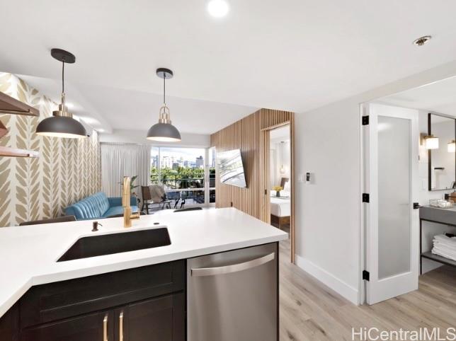 Ilikai Apt Bldg condo # 601, Honolulu, Hawaii - photo 4 of 25