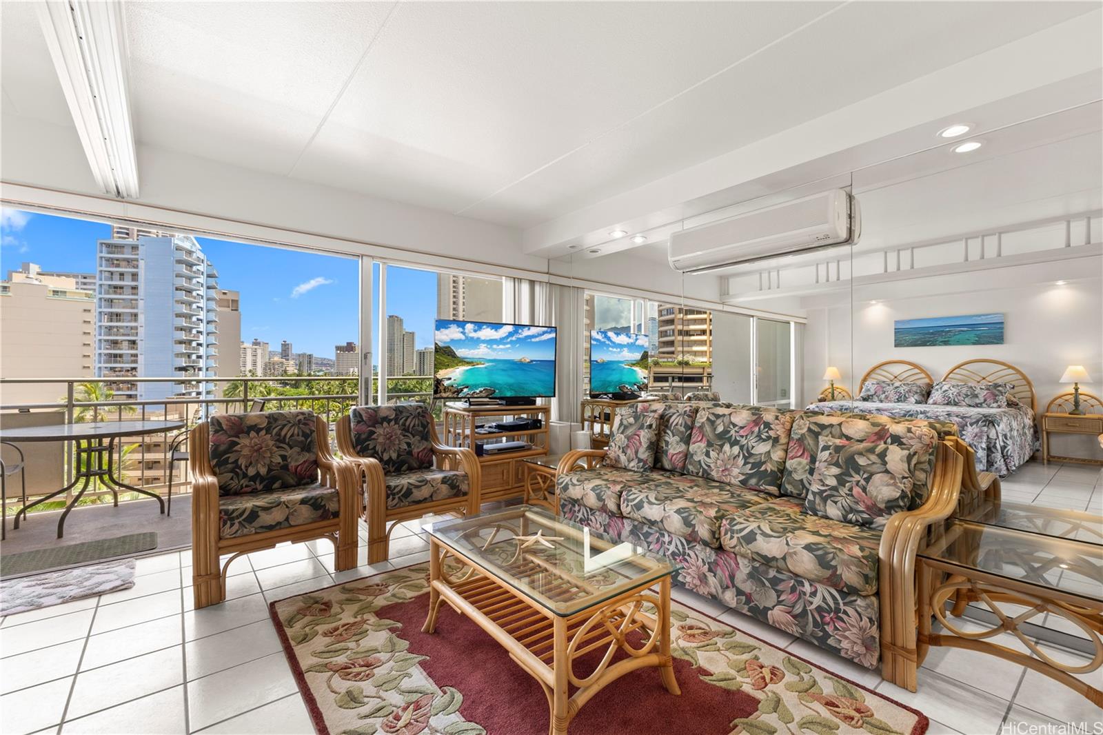 Ilikai Apt Bldg condo # 707, Honolulu, Hawaii - photo 5 of 21