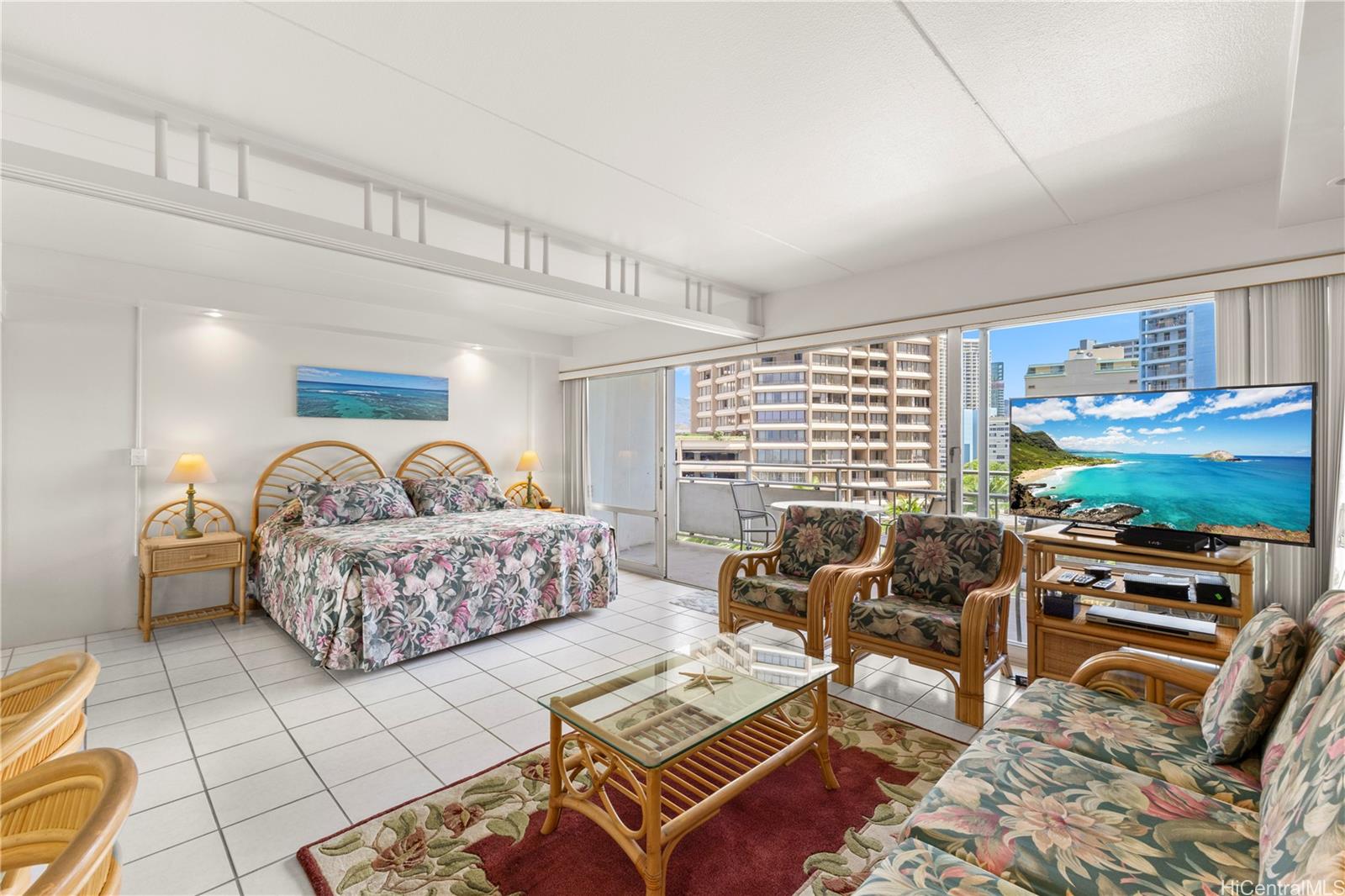 Ilikai Apt Bldg condo # 707, Honolulu, Hawaii - photo 7 of 21