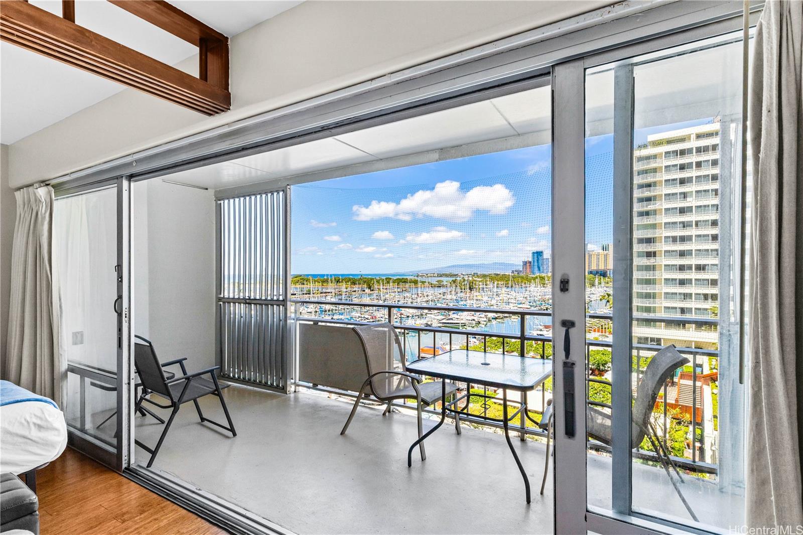 Ilikai Apt Bldg condo # 733, Honolulu, Hawaii - photo 15 of 24