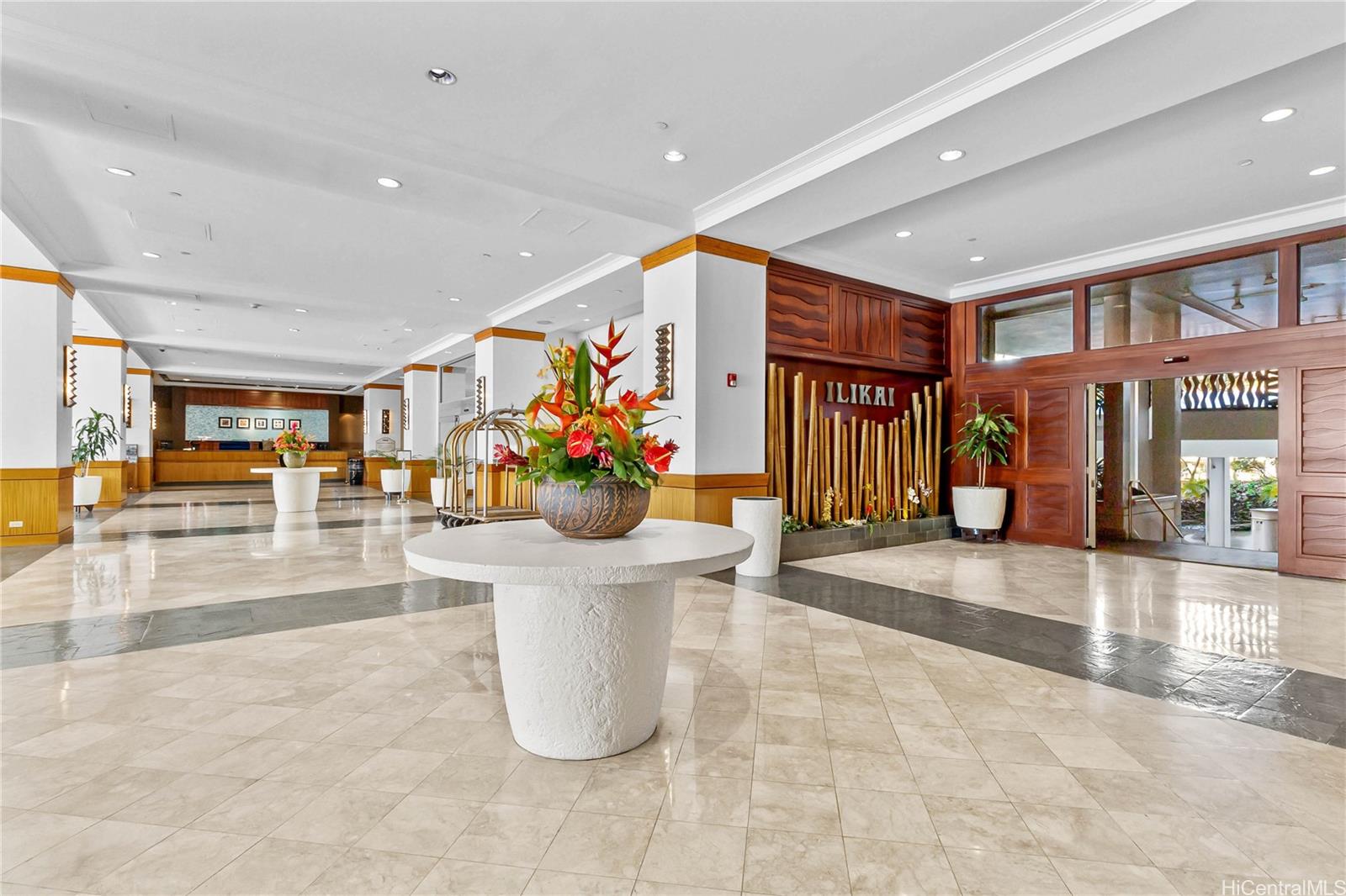 Ilikai Apt Bldg condo # 733, Honolulu, Hawaii - photo 18 of 24