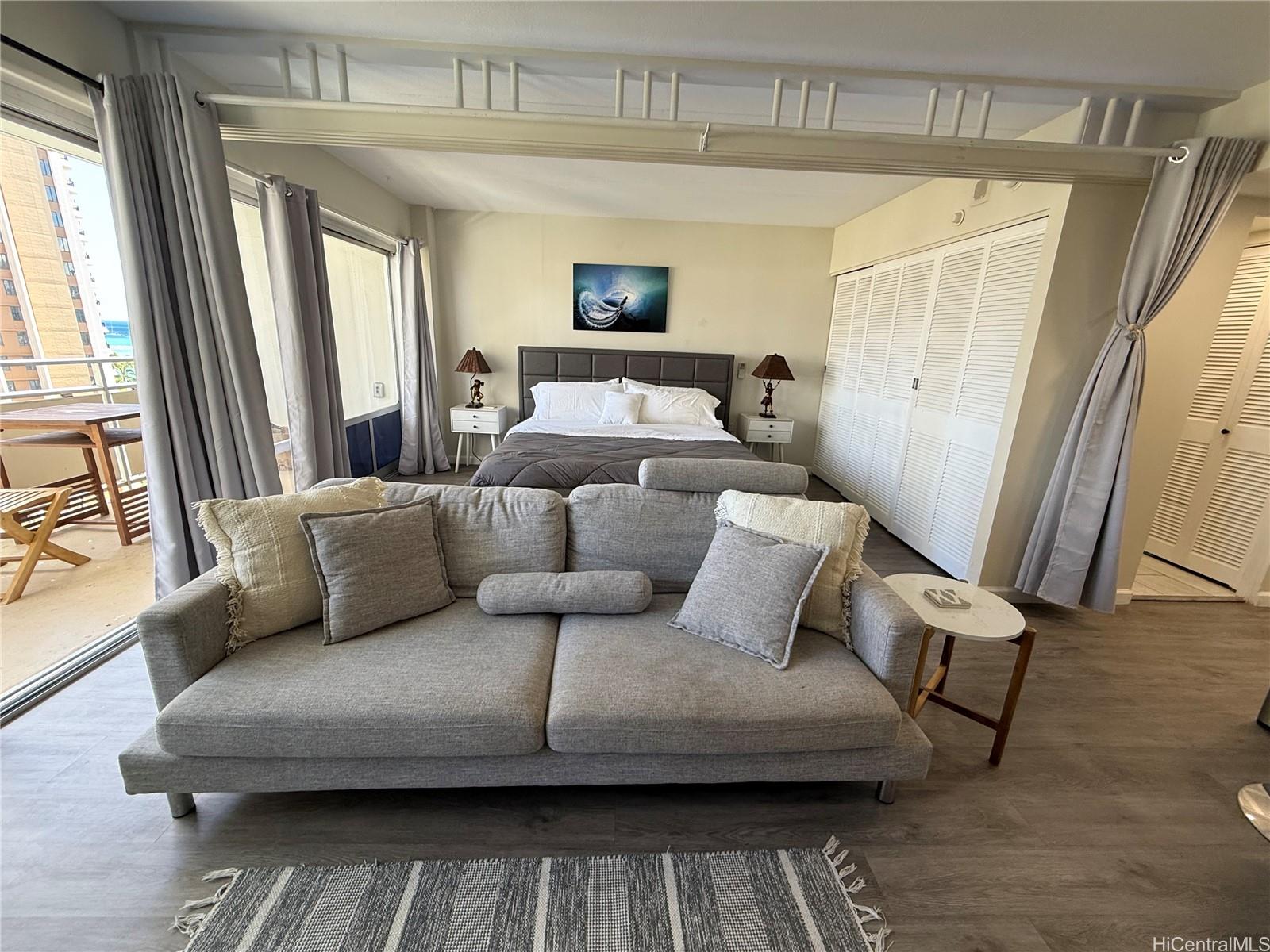 Ilikai Apt Bldg condo # 834, Honolulu, Hawaii - photo 8 of 25