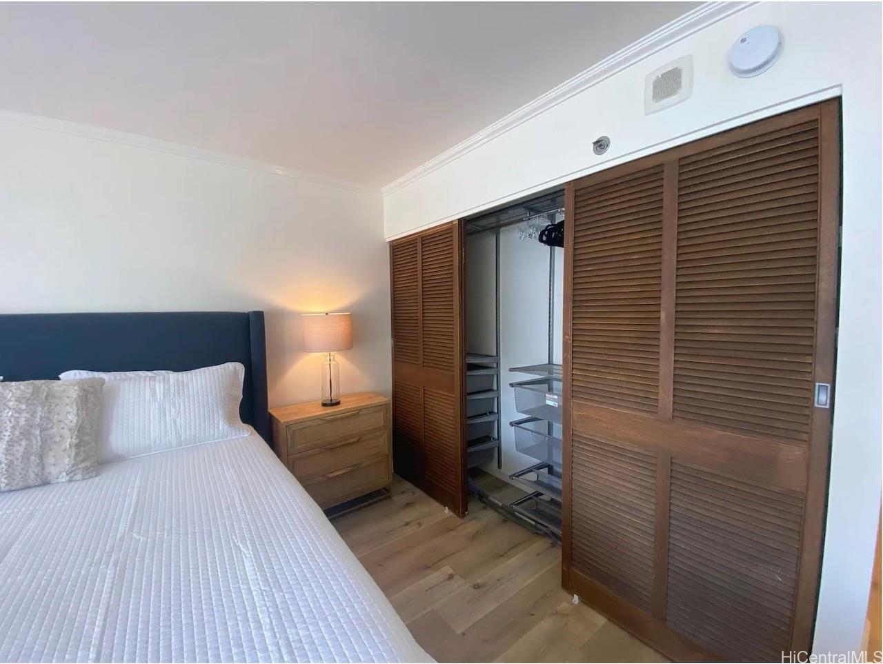 Ilikai Apt Bldg condo # 901, Honolulu, Hawaii - photo 4 of 15