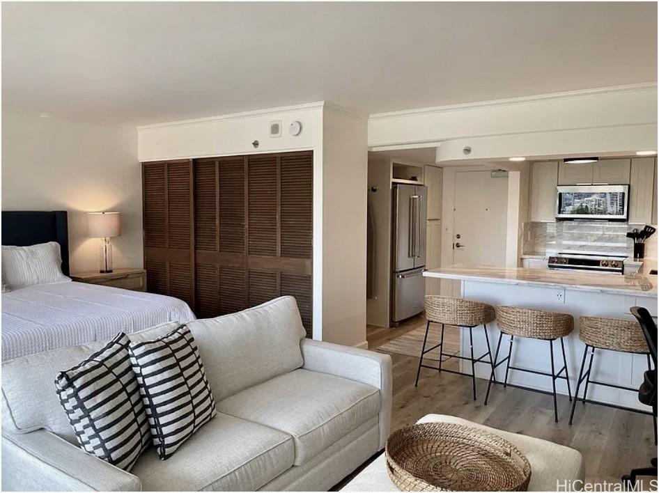 Ilikai Apt Bldg condo # 901, Honolulu, Hawaii - photo 5 of 15