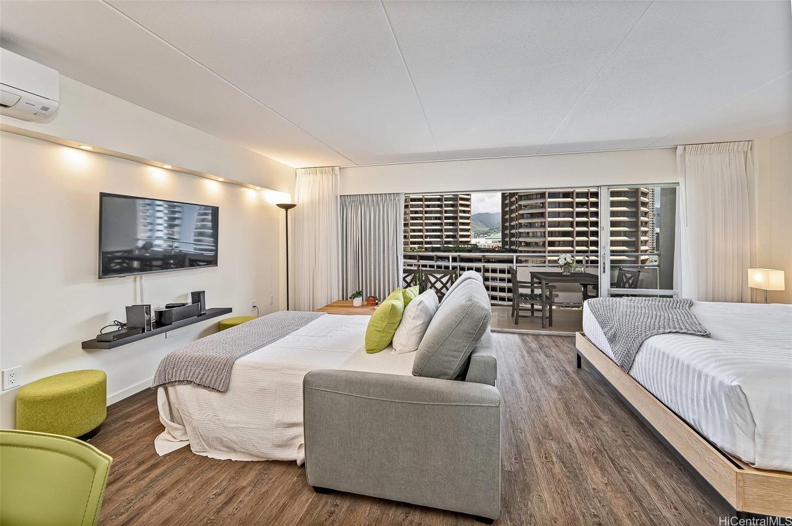 Ilikai Apt Bldg condo # 911, Honolulu, Hawaii - photo 6 of 20