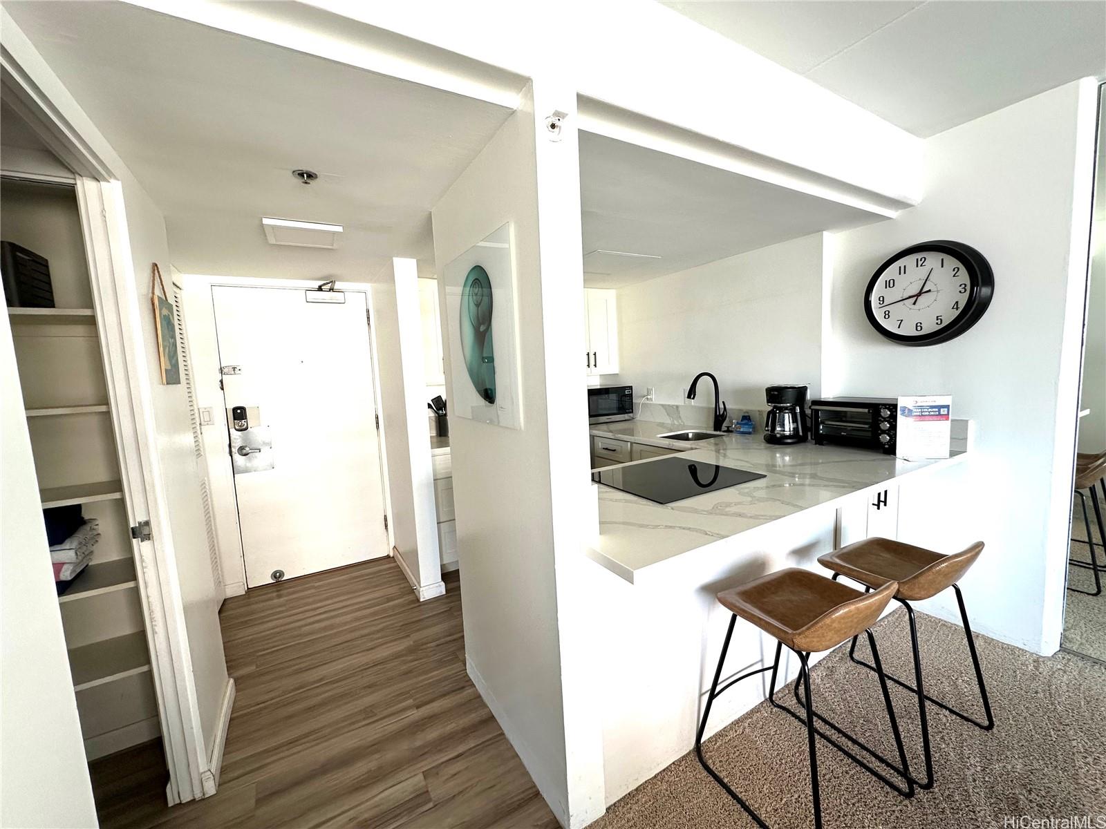 Ilikai Apt Bldg condo # 923, Honolulu, Hawaii - photo 14 of 25