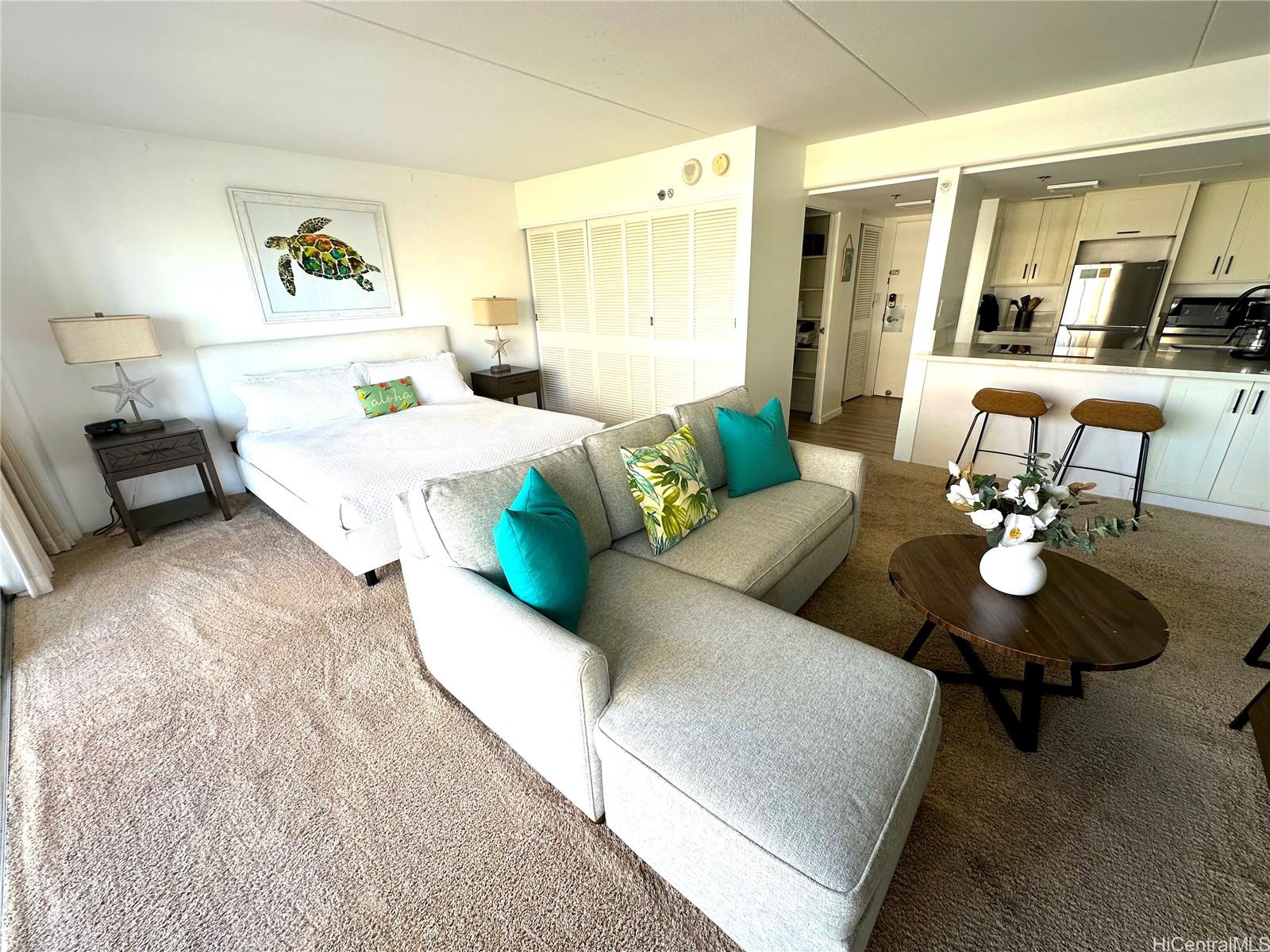 Ilikai Apt Bldg condo # 923, Honolulu, Hawaii - photo 22 of 25