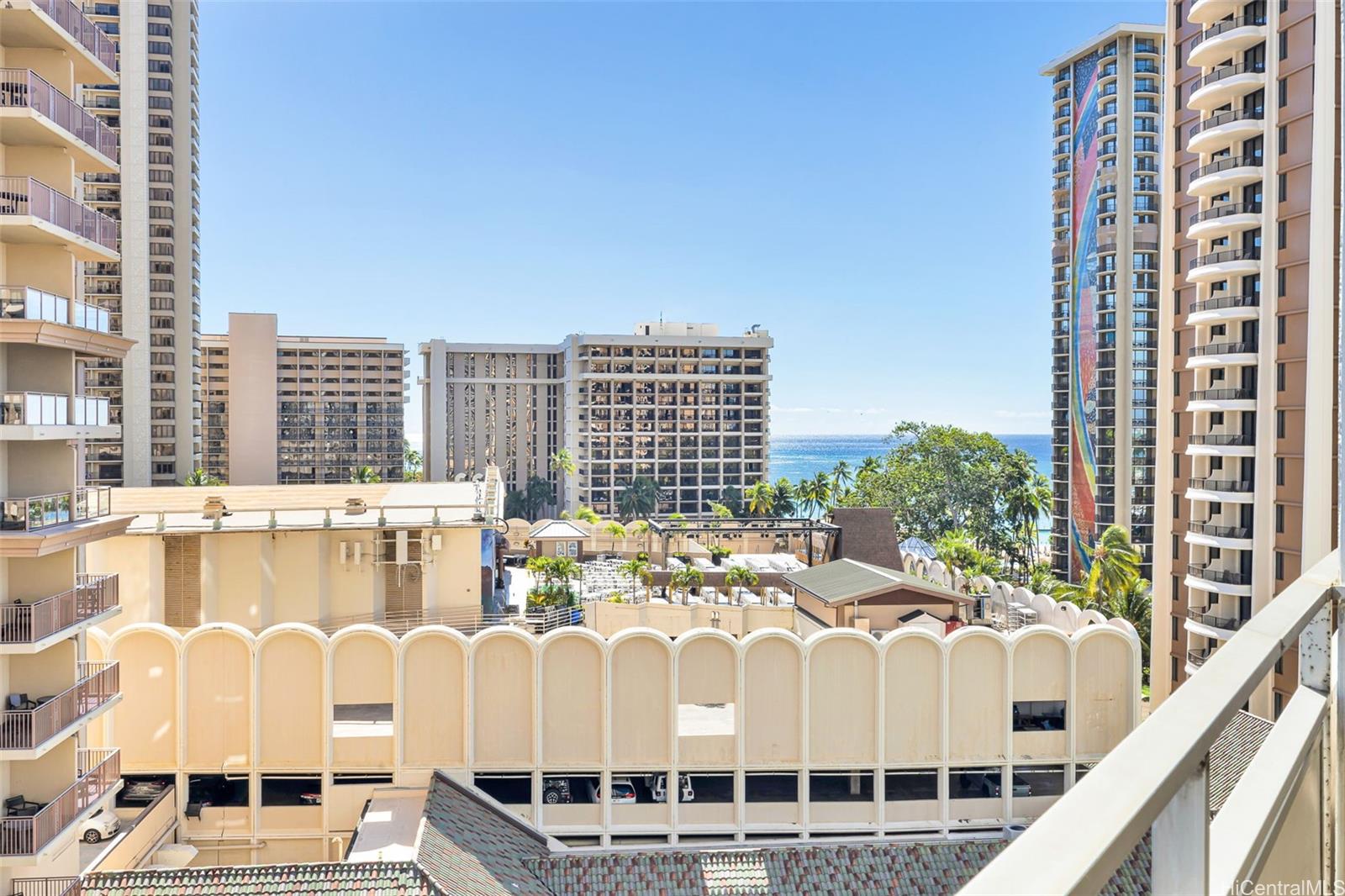 Ilikai Apt Bldg condo # 925, Honolulu, Hawaii - photo 16 of 20