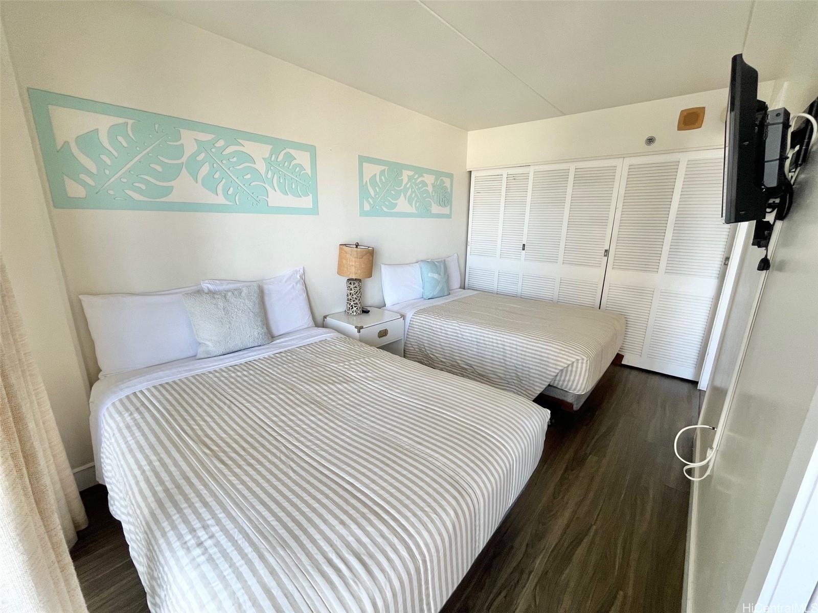 Ilikai Apt Bldg condo # 927, Honolulu, Hawaii - photo 9 of 15