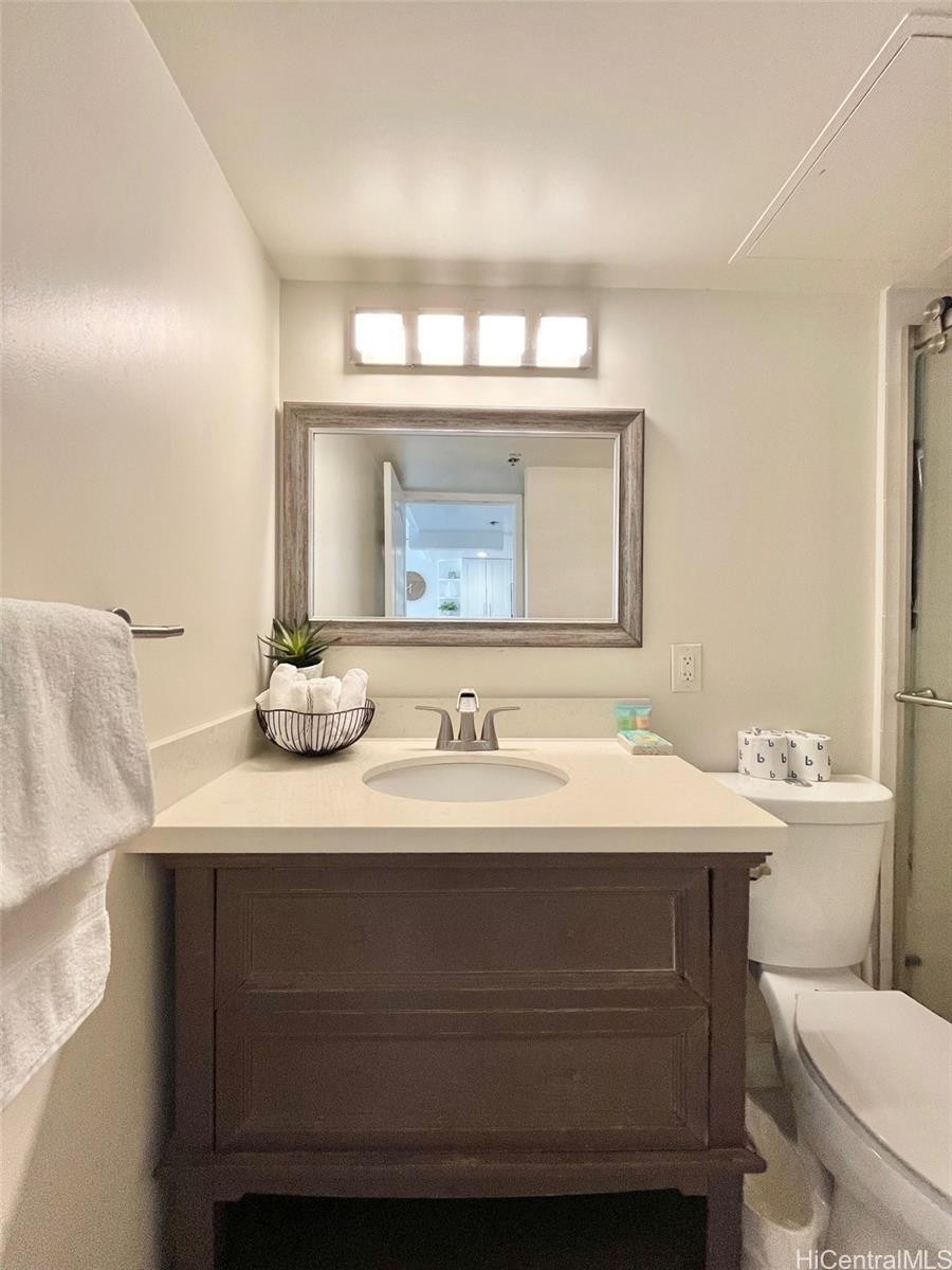 Ilikai Apt Bldg condo # 927, Honolulu, Hawaii - photo 10 of 15