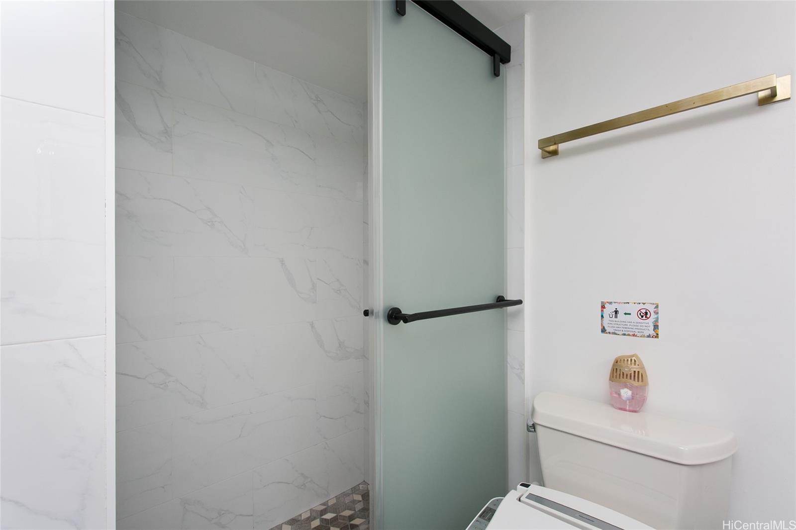 Ilikai Apt Bldg condo # 937, Honolulu, Hawaii - photo 11 of 15