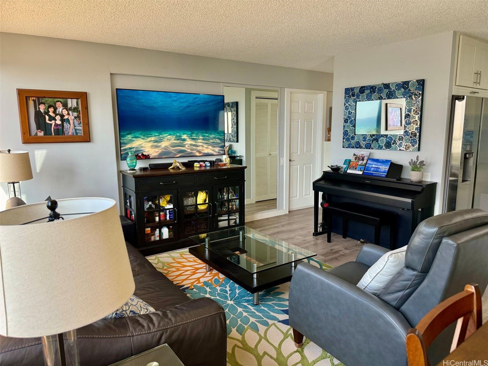 Discovery Bay condo # 1211, Honolulu, Hawaii - photo 4 of 25