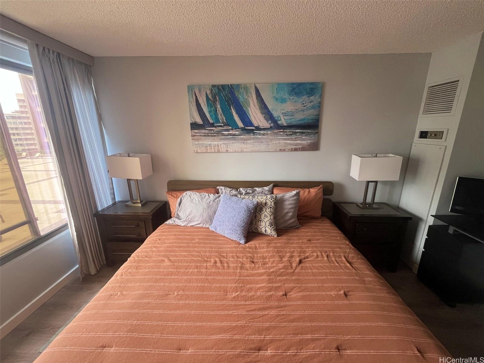 Discovery Bay condo # 1211, Honolulu, Hawaii - photo 3 of 24