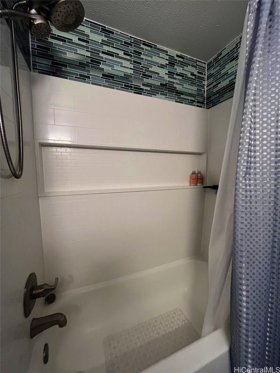 Discovery Bay condo # 1211, Honolulu, Hawaii - photo 7 of 24