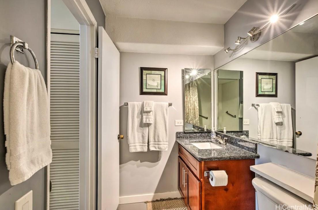 Discovery Bay condo # 1214, Honolulu, Hawaii - photo 13 of 23