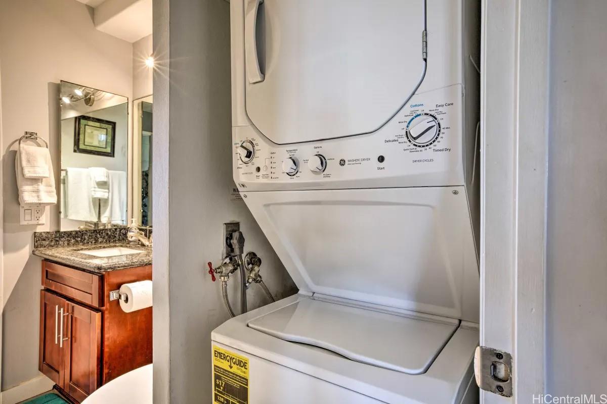 Discovery Bay condo # 1214, Honolulu, Hawaii - photo 3 of 22