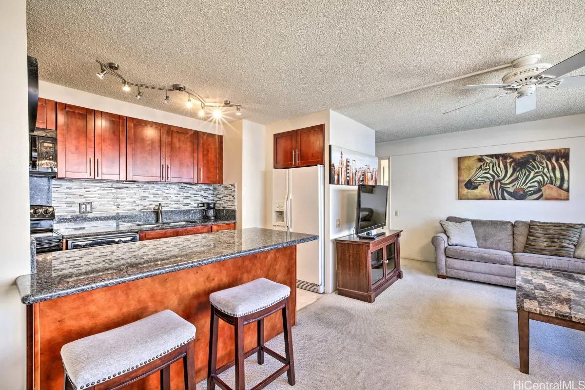 Discovery Bay condo # 1214, Honolulu, Hawaii - photo 8 of 22