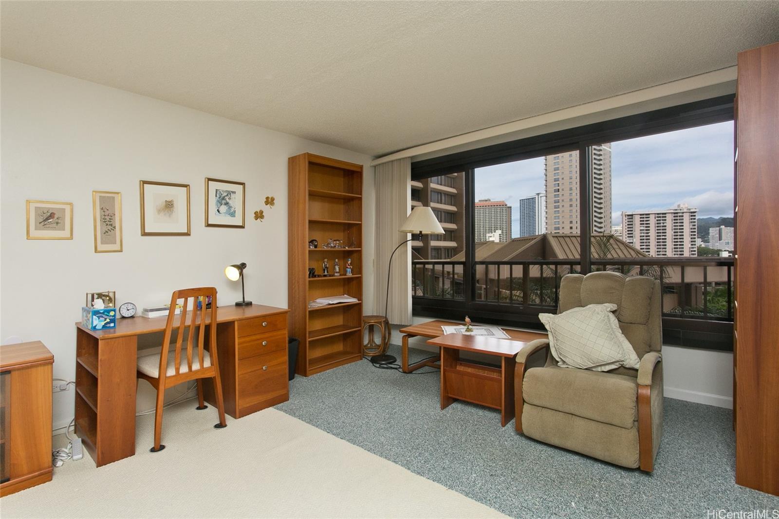 Discovery Bay condo # 1217, Honolulu, Hawaii - photo 15 of 17