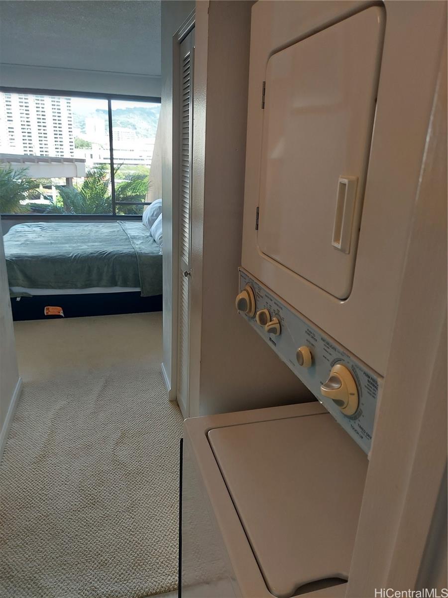 Discovery Bay condo # 1217, Honolulu, Hawaii - photo 6 of 17