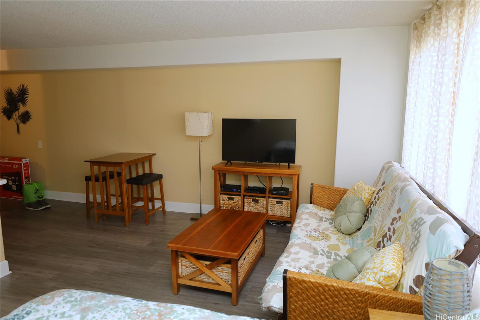 Discovery Bay condo # 1315, Honolulu, Hawaii - photo 2 of 16