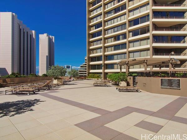 Discovery Bay condo # 1320, Honolulu, Hawaii - photo 14 of 15
