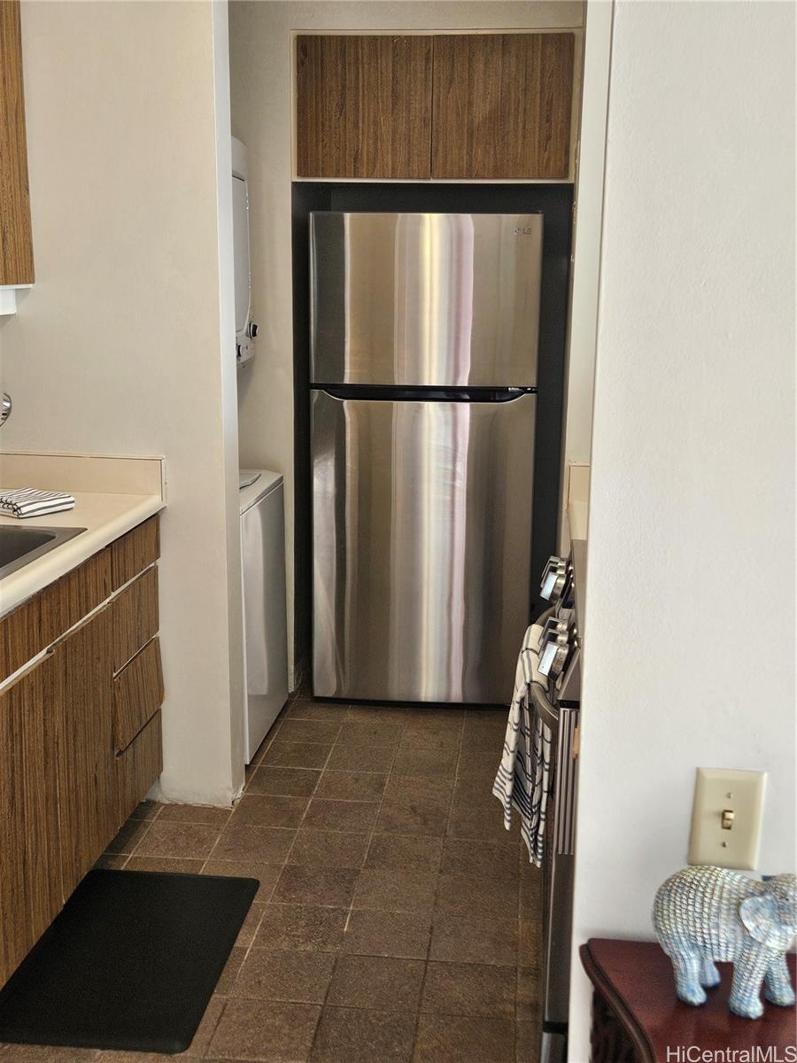 Discovery Bay condo # 1320, Honolulu, Hawaii - photo 7 of 16