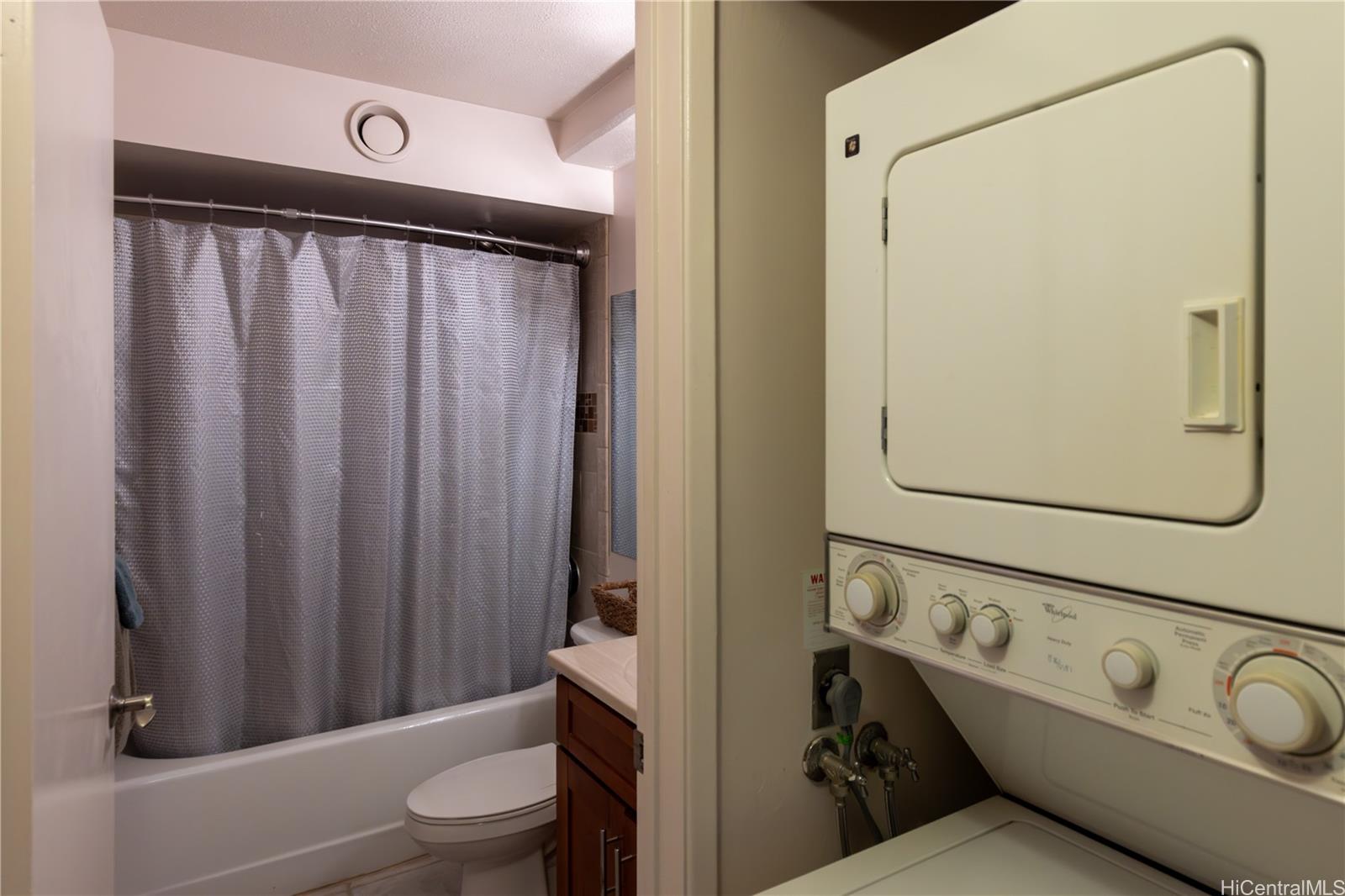 Discovery Bay condo # 1407, Honolulu, Hawaii - photo 14 of 22