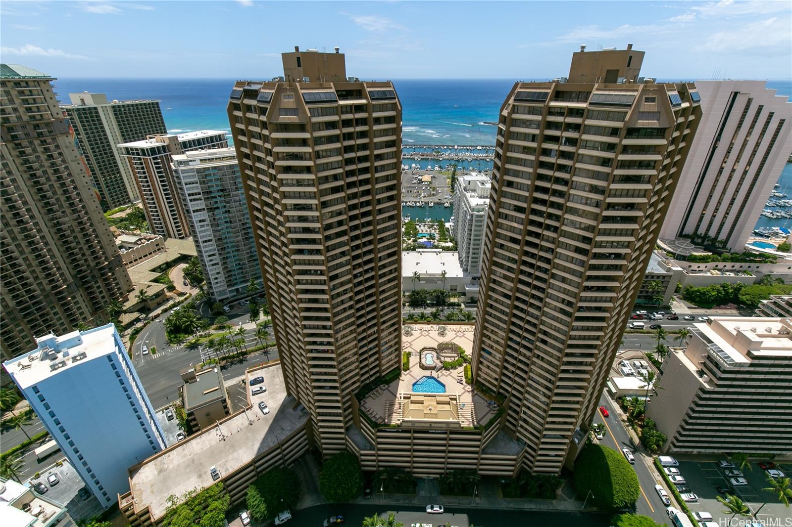Discovery Bay condo # 1407, Honolulu, Hawaii - photo 19 of 23