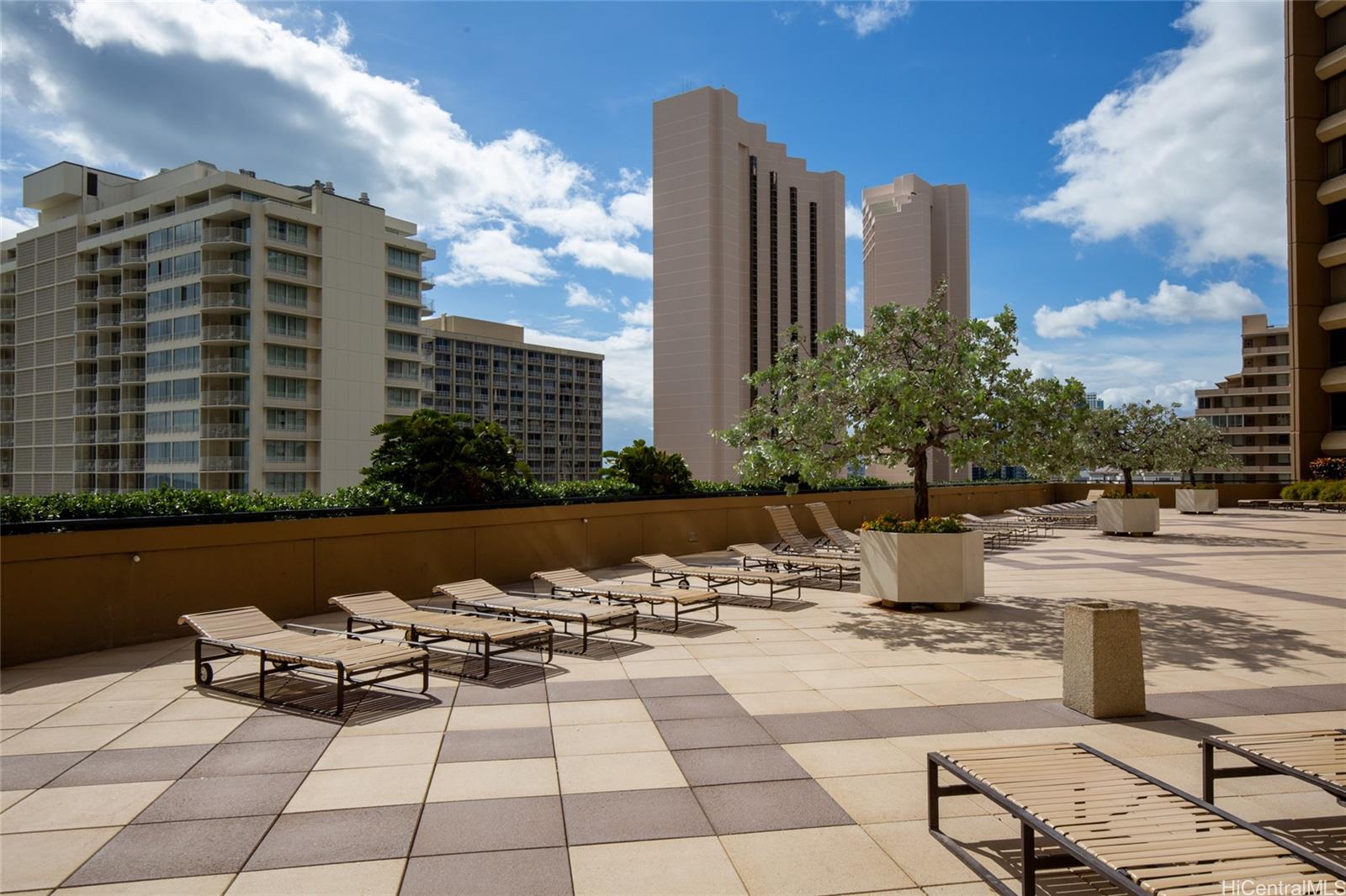 Discovery Bay condo # 1407, Honolulu, Hawaii - photo 20 of 23