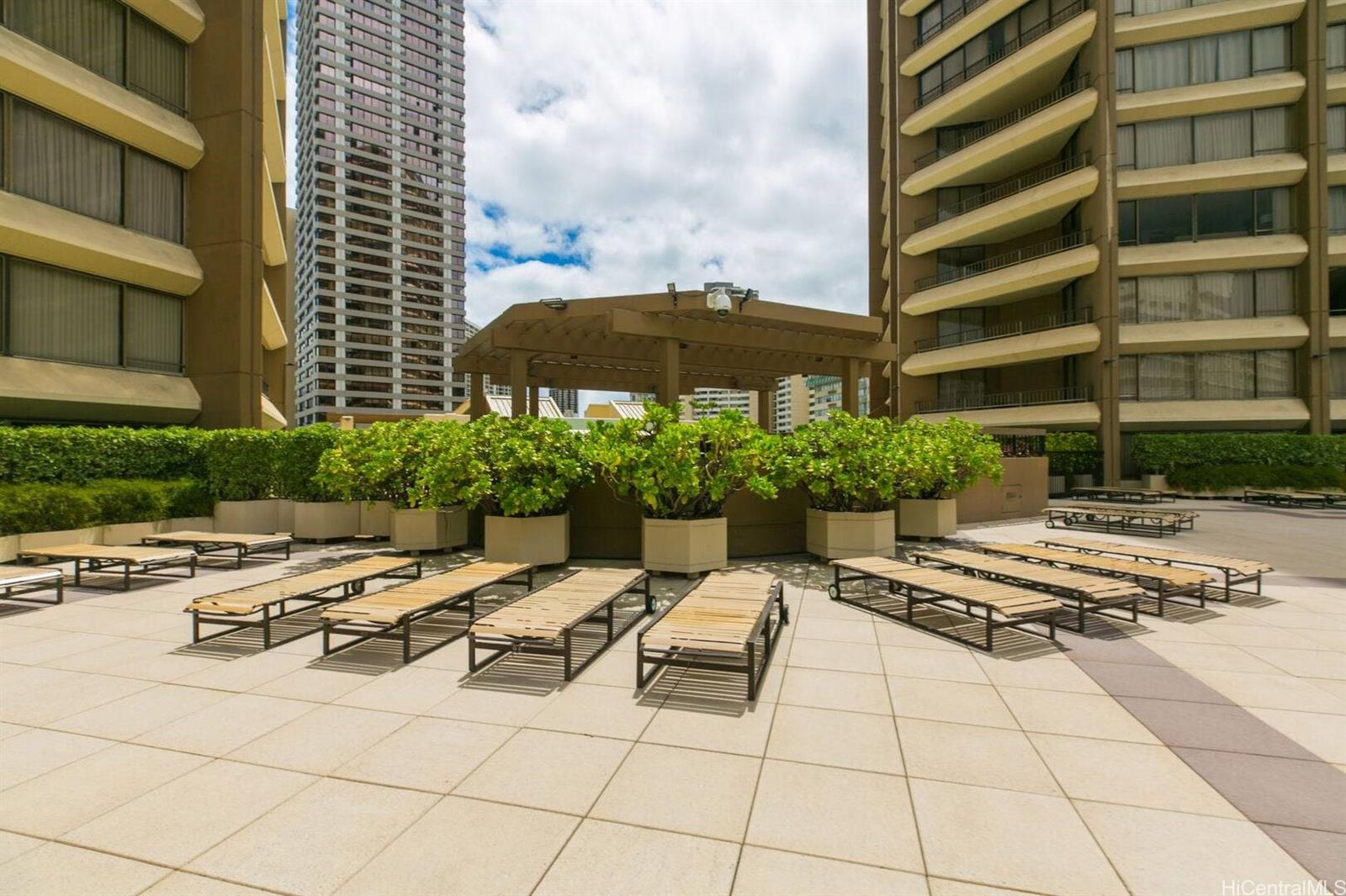 Discovery Bay condo # 1503, Honolulu, Hawaii - photo 17 of 21