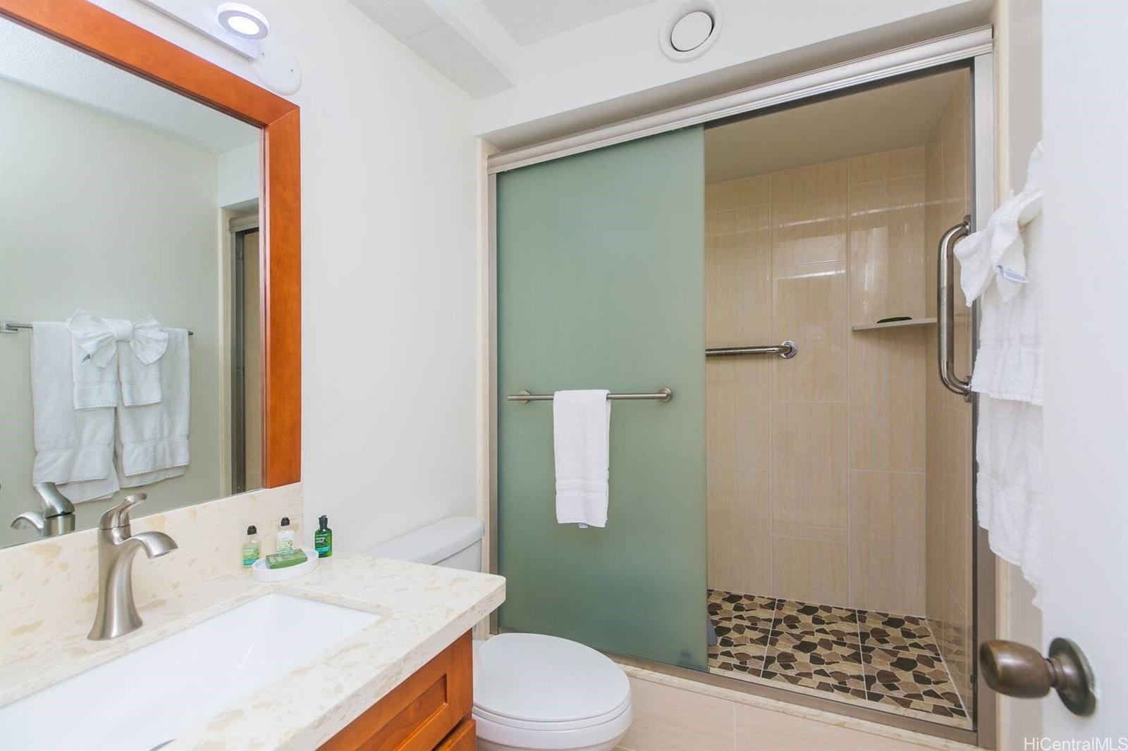 Discovery Bay condo # 1503, Honolulu, Hawaii - photo 3 of 21