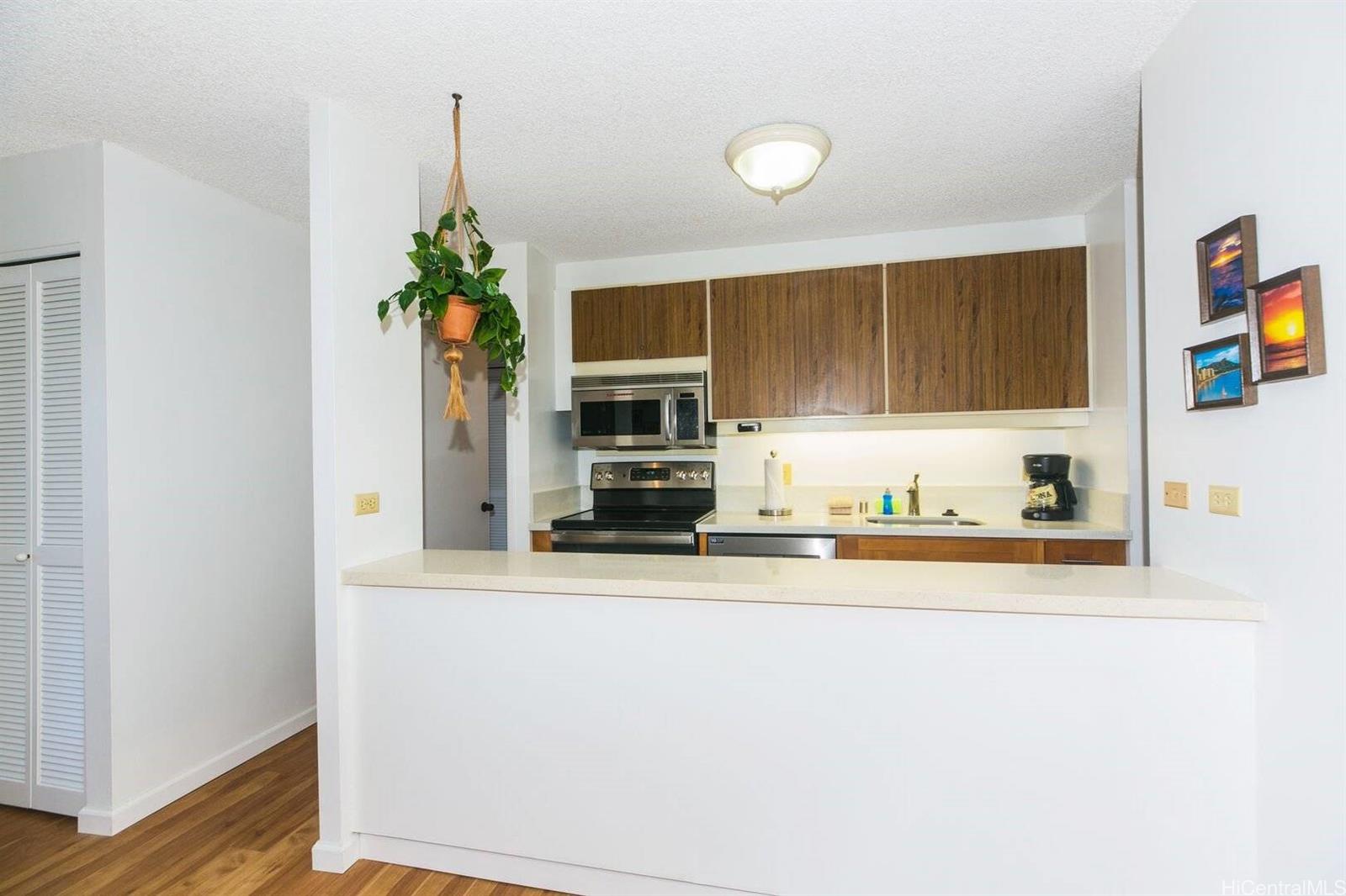 Discovery Bay condo # 1503, Honolulu, Hawaii - photo 7 of 21