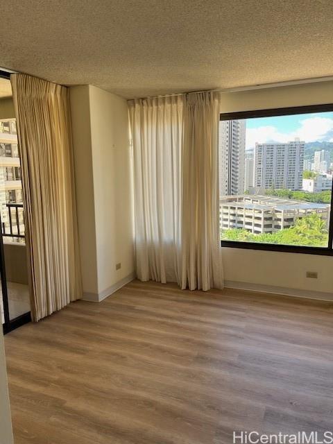 Discovery Bay condo # 1517, Honolulu, Hawaii - photo 5 of 10