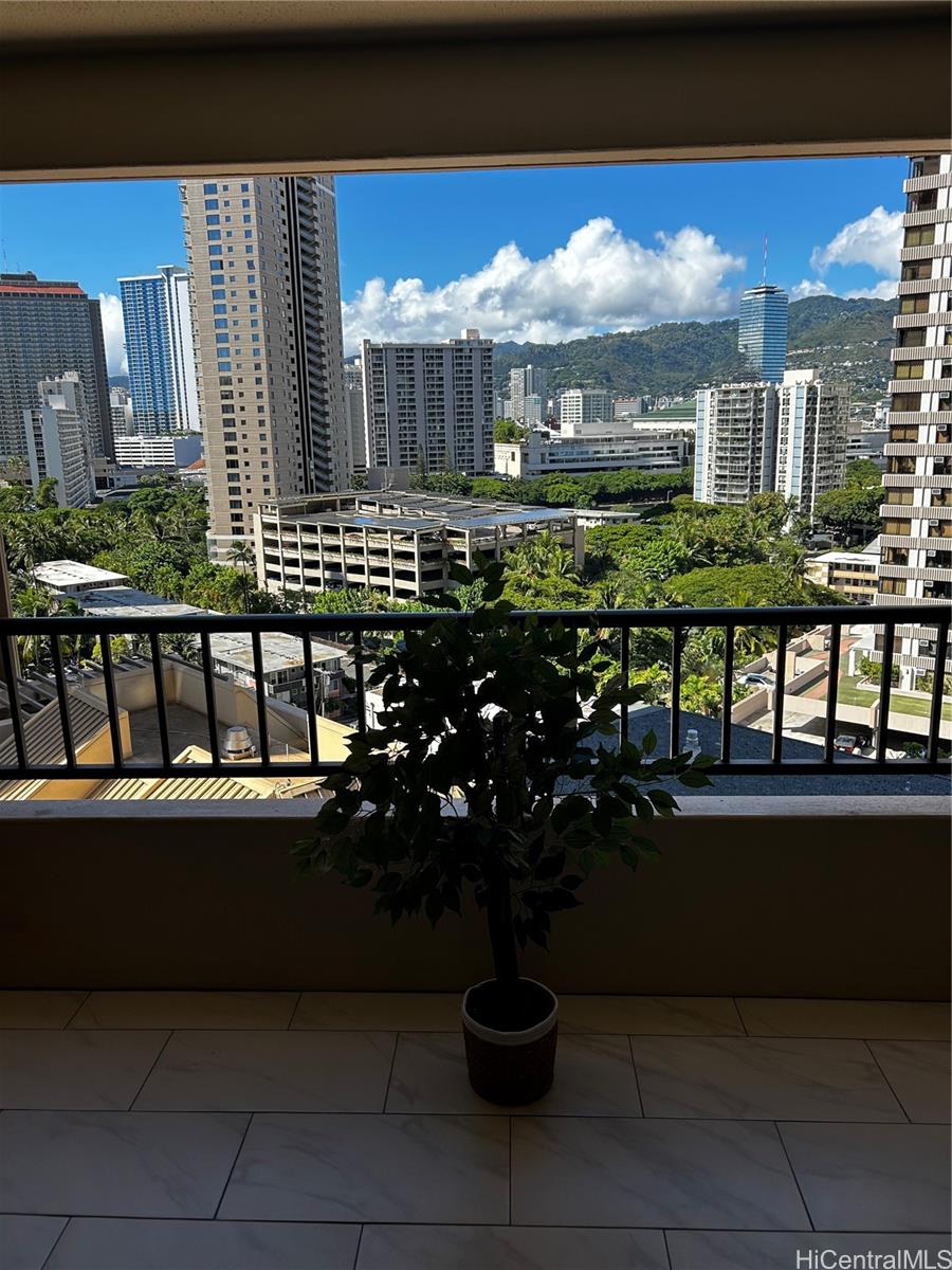 Discovery Bay condo # 1517, Honolulu, Hawaii - photo 10 of 10